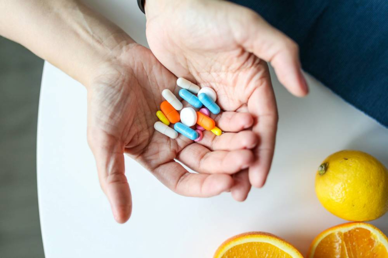 Deretan Vitamin untuk Lansia